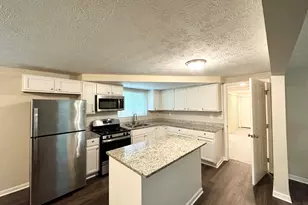 6026 S Bear Dr, Douglasville, GA 30135 - Photo 5