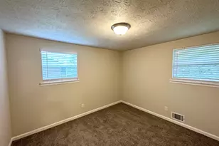 6026 S Bear Dr, Douglasville, GA 30135 - Photo 9