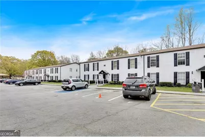 1204 Lakeview Drive NW, Conyers, GA 30012 - Photo 3