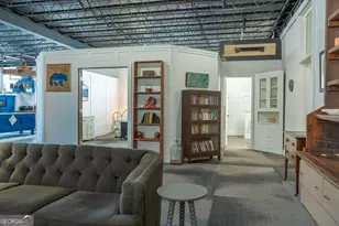 18 W Currahee St, Toccoa, GA 30577 - Photo 5