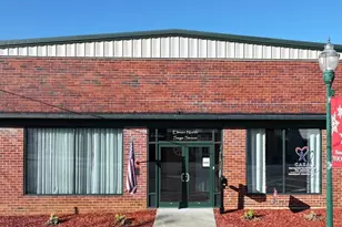 18 W Currahee St, Toccoa, GA 30577 - Photo 29