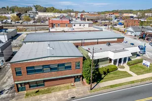 18 W Currahee St, Toccoa, GA 30577 - Photo 93