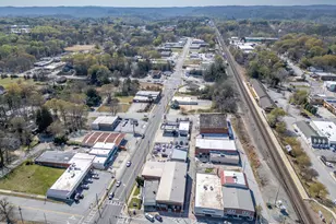 18 W Currahee St, Toccoa, GA 30577 - Photo 87