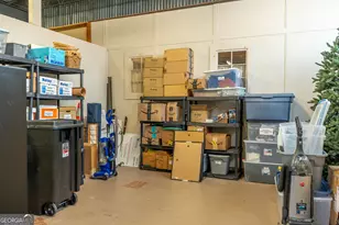 18 W Currahee St, Toccoa, GA 30577 - Photo 43