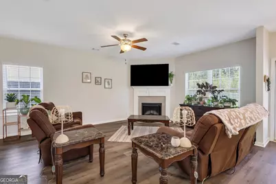 572 Brightleaf Circle, Hinesville, GA 31313 - Photo 5