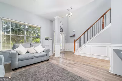 2984 Gayle Manor Lane, Snellville, GA 30078 - Photo 3