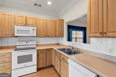 310 Pebble Beach Drive, Perry, GA 31069 - Photo 5
