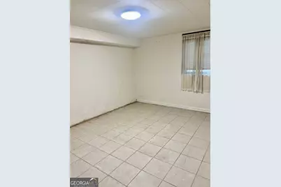 2560 Wood Valley Drive, East Point, GA 30344 - Photo 27