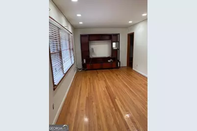 2560 Wood Valley Drive, East Point, GA 30344 - Photo 5