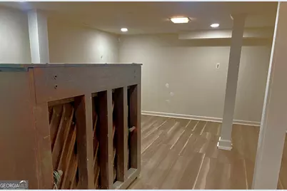 2560 Wood Valley Drive, East Point, GA 30344 - Photo 21