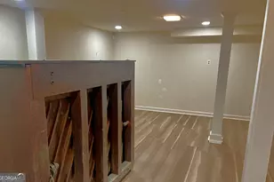 2560 Wood Valley Dr, East Point, GA 30344 - Photo 21