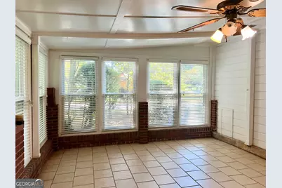 2560 Wood Valley Drive, East Point, GA 30344 - Photo 31