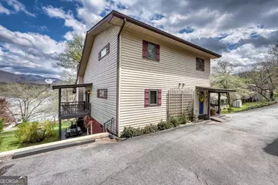 241 Kilpatrick Point Drive #8, Hayesville, NC 28904 - Photo 9