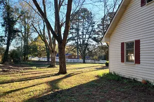 121 Cook St, Royston, GA 30662 - Photo 5
