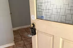 100 Parliament Ct, Fayetteville, GA 30215 - Photo 9