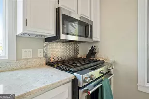 1028 Beachview Dr, Saint Simons, GA 31522 - Photo 25