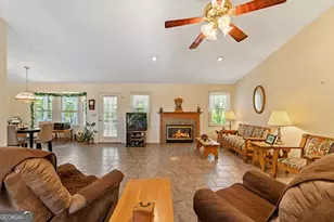 380 La Vista Dr, Blue Ridge, GA 30513 - Photo 7