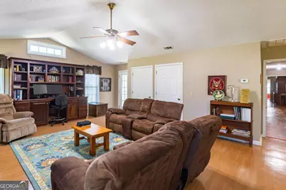 301 Willow Drive, Glennville, GA 30427 - Photo 29