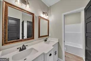 434 Burlington Dr, Lizella, GA 31052 - Photo 33