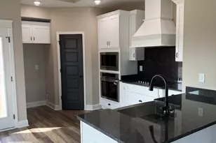 442 Burlington Dr, Lizella, GA 31052 - Photo 5