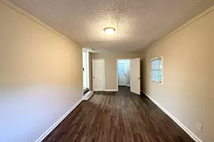 2361 Collier Dr, Decatur, GA 30032 - Photo 9