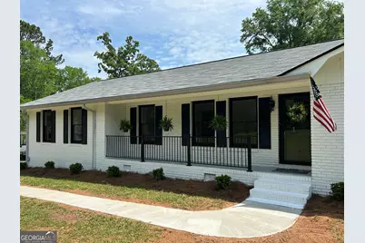 2197 N Jefferson Street NE, Milledgeville, GA 31061 - Photo 1