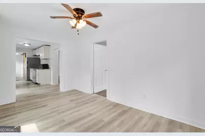 627 W 48th Street, Savannah, GA 31405 - Photo 13