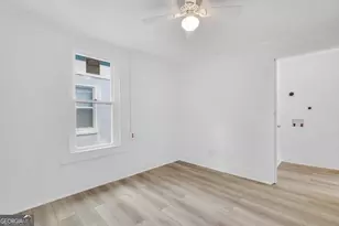 627 W 48th St, Savannah, GA 31405 - Photo 33