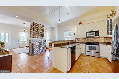 2897 Macaw Street NW, Atlanta, GA 30318 - Photo 15