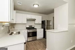 3451 Deer Trce, Lithonia, GA 30038 - Photo 9