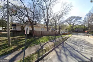 1267 Lyle Pl NW, Atlanta, GA 30318 - Photo 5