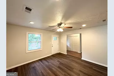 2930 Waters Road, Atlanta, GA 30354 - Photo 3