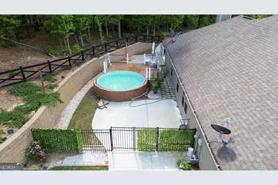 27 Creekside Drive, Winder, GA 30680 - Photo 3