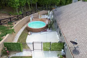 27 Creekside Dr, Winder, GA 30680 - Photo 3