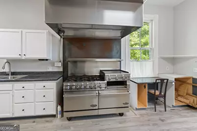 401 W Broad Street, Louisville, GA 30434 - Photo 11