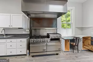 401 W Broad St, Louisville, GA 30434 - Photo 11