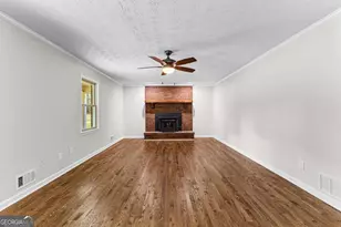 550 Davis Rd, Fayetteville, GA 30215 - Photo 13