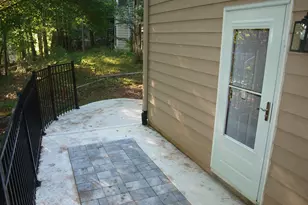 6979 Overlook Point, Stone Mountain, GA 30087 - Photo 3