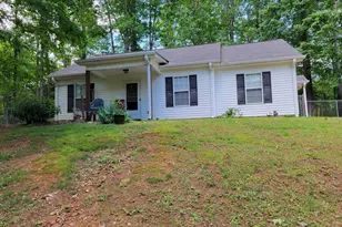 15 Twin Lakes Rd, Winder, GA 30680 - Photo 1