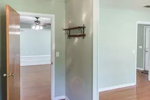 1114 Laurel St, Blackshear, GA 31516 - Photo 13