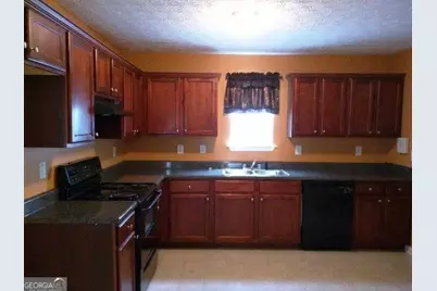 4368 Rocky View Drive, Forest Park, GA 30297 - Photo 7