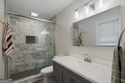 210 W Crossville Road, Roswell, GA 30075 - Photo 25