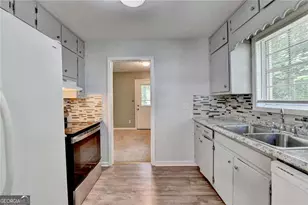 6419 Danbury Ln, Norcross, GA 30093 - Photo 11