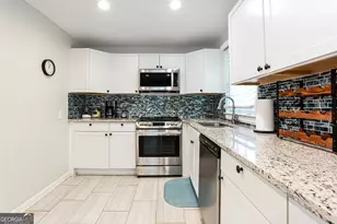 1700 Jimmy Daniel Rd, Watkinsville, GA 30677 - Photo 9