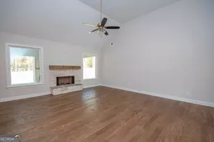 49 Durham Ests Dr, Sharpsburg, GA 30277 - Photo 7