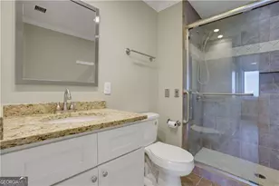 300 Johnson Ferry Road NE, Atlanta, GA 30328 - Photo 21