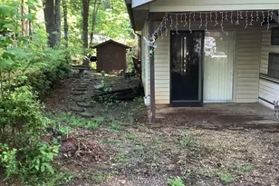 961 Mountain Shadows Dr, Cleveland, GA 30528 - Photo 3