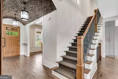 212 Fernwood Place, Woodstock, GA 30188 - Photo 9