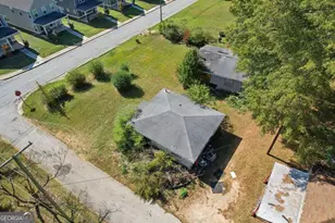 21 Elm St, Hampton, GA 30228 - Photo 7