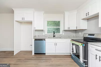 216 Randall Drive, Warner Robins, GA 31088 - Photo 9